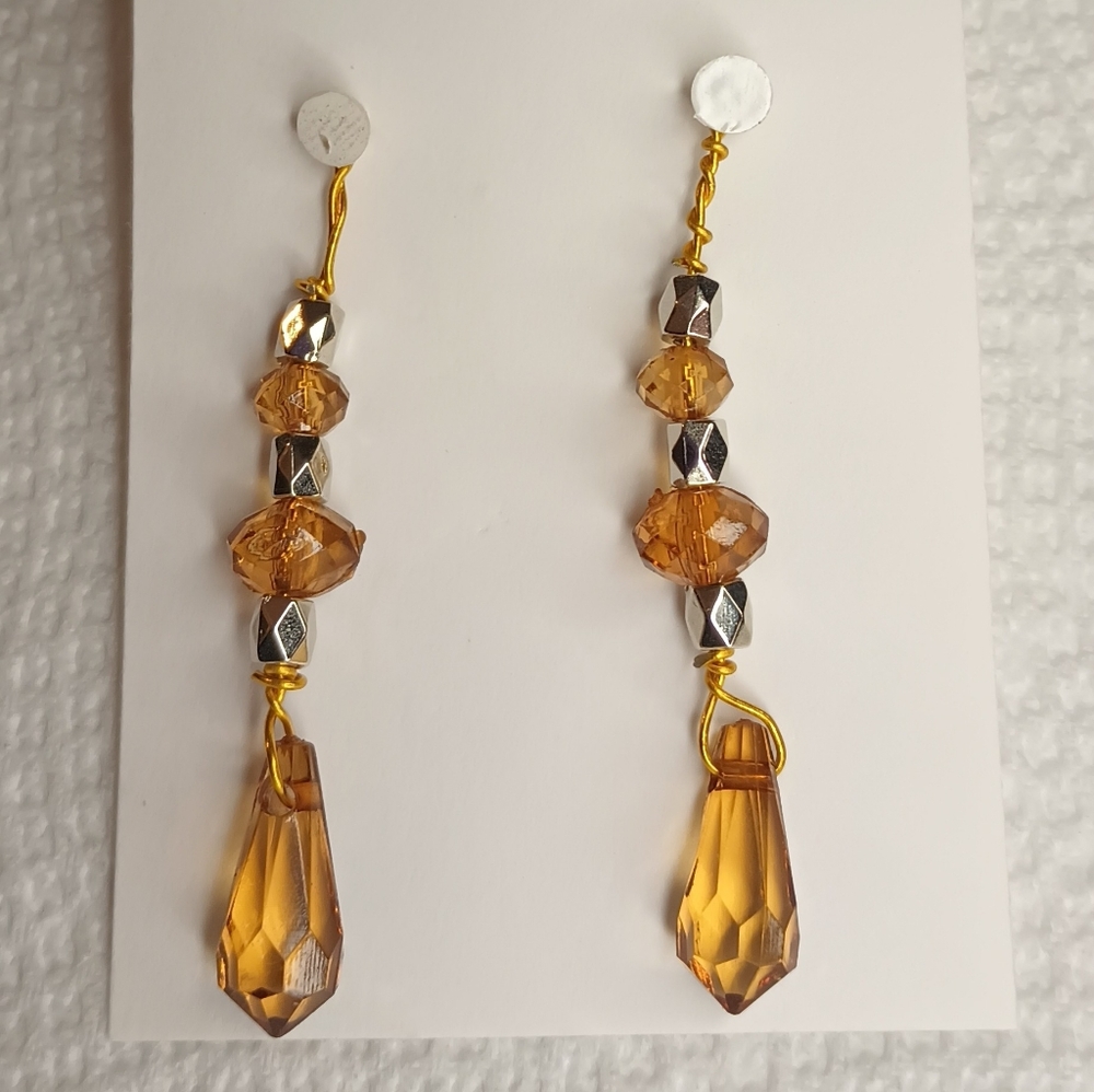 🎈3 for $10🎈Handcrafted Plastic Bead Dangle Earrings